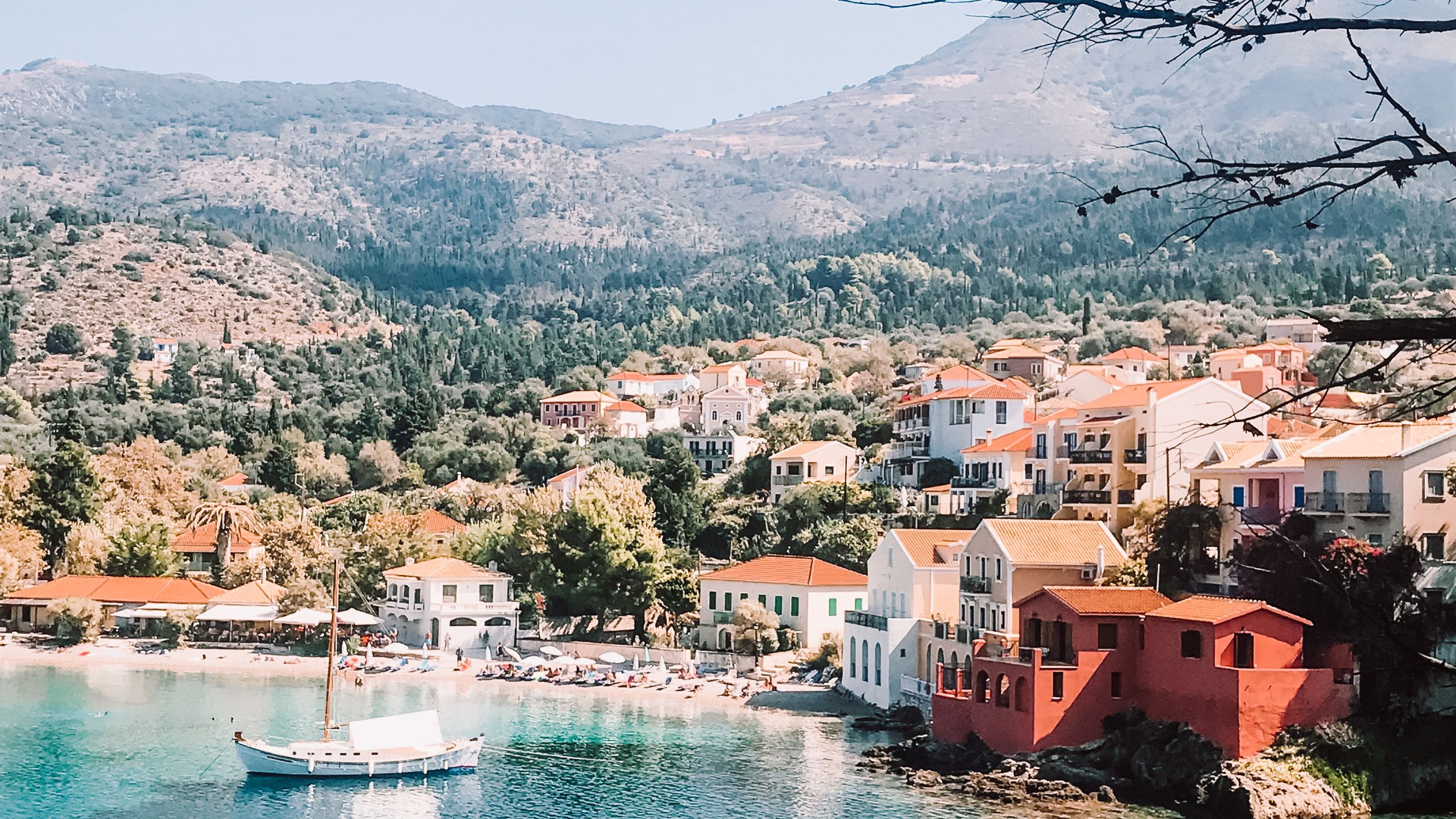 Greece-hospitality-industry-2-1