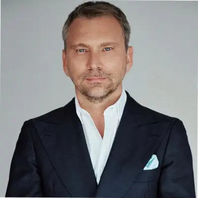 ex_Simone Gilbertoni - CEO Clinique La Prairie. Co-founder CLP Holistic Health