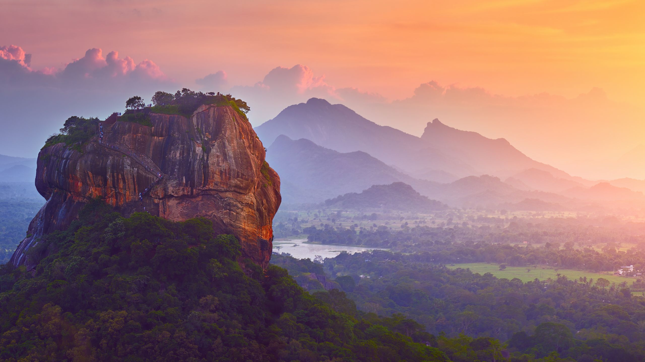 sri-lanka-tourim-industry-3